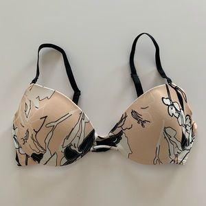Calvin Klein Floral Print Underwire Bra